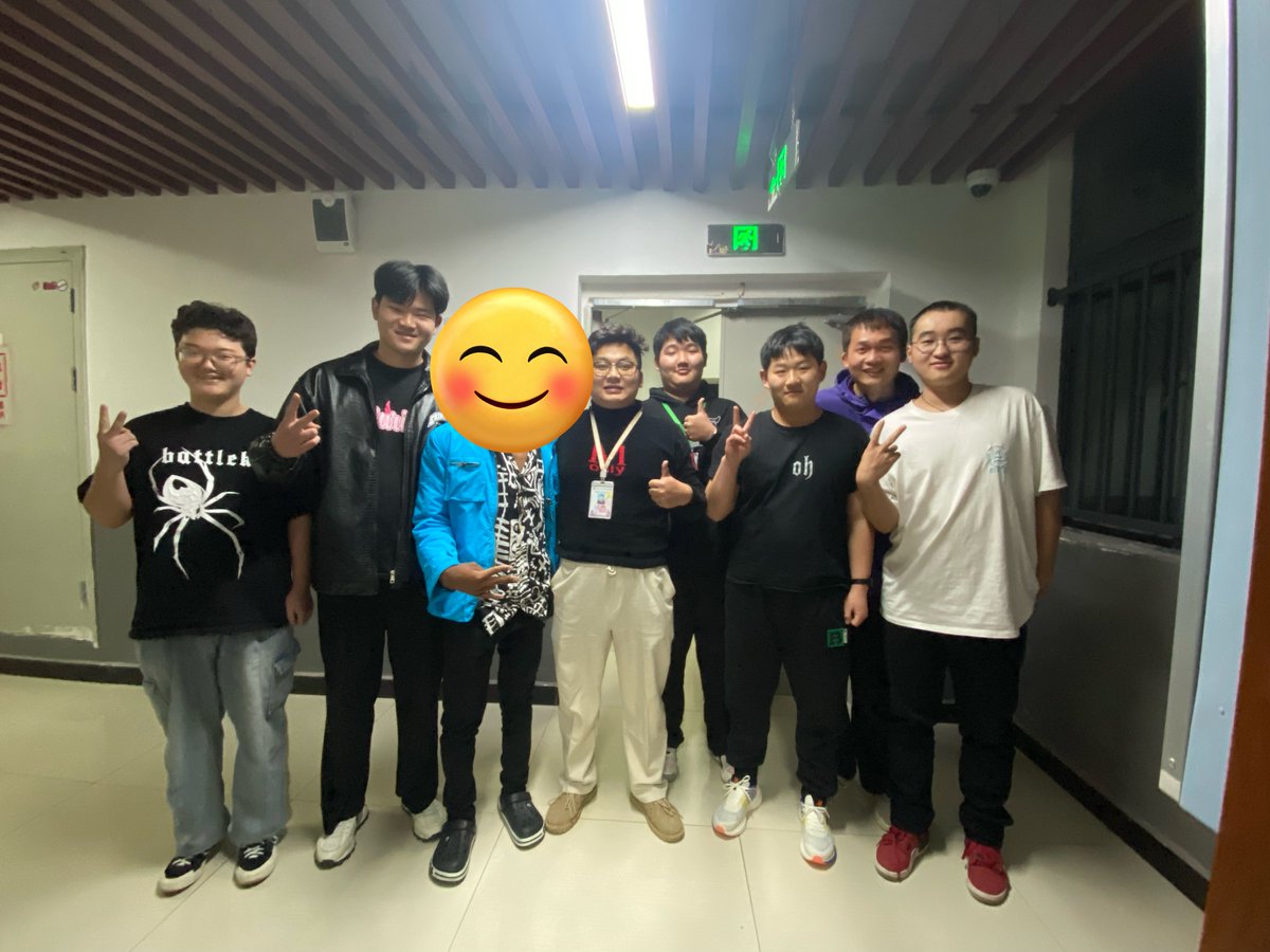 EurekaEduCon's tweet photo. Yesterday, one of our students arrived in China for studies, yet he was in High School 2 weeks ago. Why are you keeping your children away from university whilst they already qualify? 

Whatsapp on +8615697845350 and we get them to China next month or September. I kid you not🤞🏽 https://t.co/4W2S0M9qFh