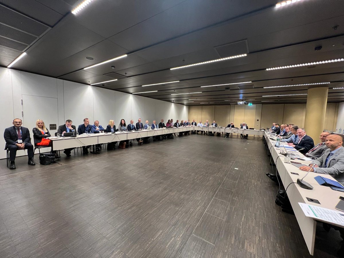 This morning @CANSOEurope CEOs held their first meeting of the year here at #AirspaceWorld in Geneva. Thank you to our CEOs for fruitful discussions, and also to our guests PRB Chair Cathy Mannion and SESAR JU Executive Director Andreas Boschen. @SESAR_JU #SingleEuropeanSky