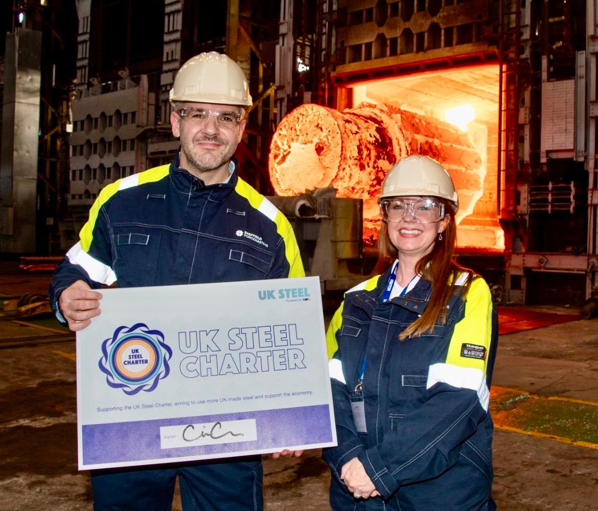 The Steel City signs the Steel Charter 📜 

In a move to promote UK-made steel in the region and help bring growth to South Yorkshire, Mayor Oliver Coppard today became the first metro mayor to sign up to the UK Steel Charter, at <a href="/ForgemastersHQ/">Sheffield Forgemasters</a>.