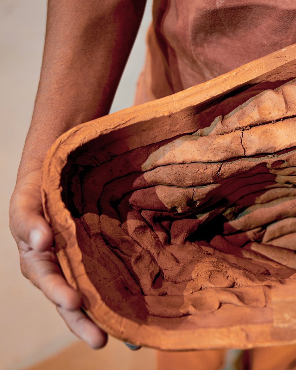 Discover Sallisa Rosa’s immersive ceramic installation, “Topography of Memory,” at the Pinacoteca de São Paulo, commissioned by Audemars Piguet Contemporary with guest curator Thiago de Paula Souza. São Paulo | Mar. 16 - Jul. 28, 2024 Learn more: aplb.ch/Sallisa-Rosa