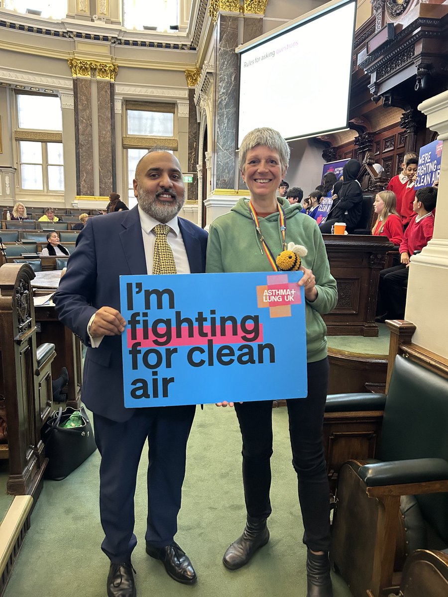 Sharing the stage with two #wmmayor candidates this morning to talk to very engaged pupils from five Brum schools about the importance of clean air & protecting our environment. Thank you to ⁦@asthmalunguk⁩ & ⁦@CleanAirJustice⁩ for organising this brilliant event.