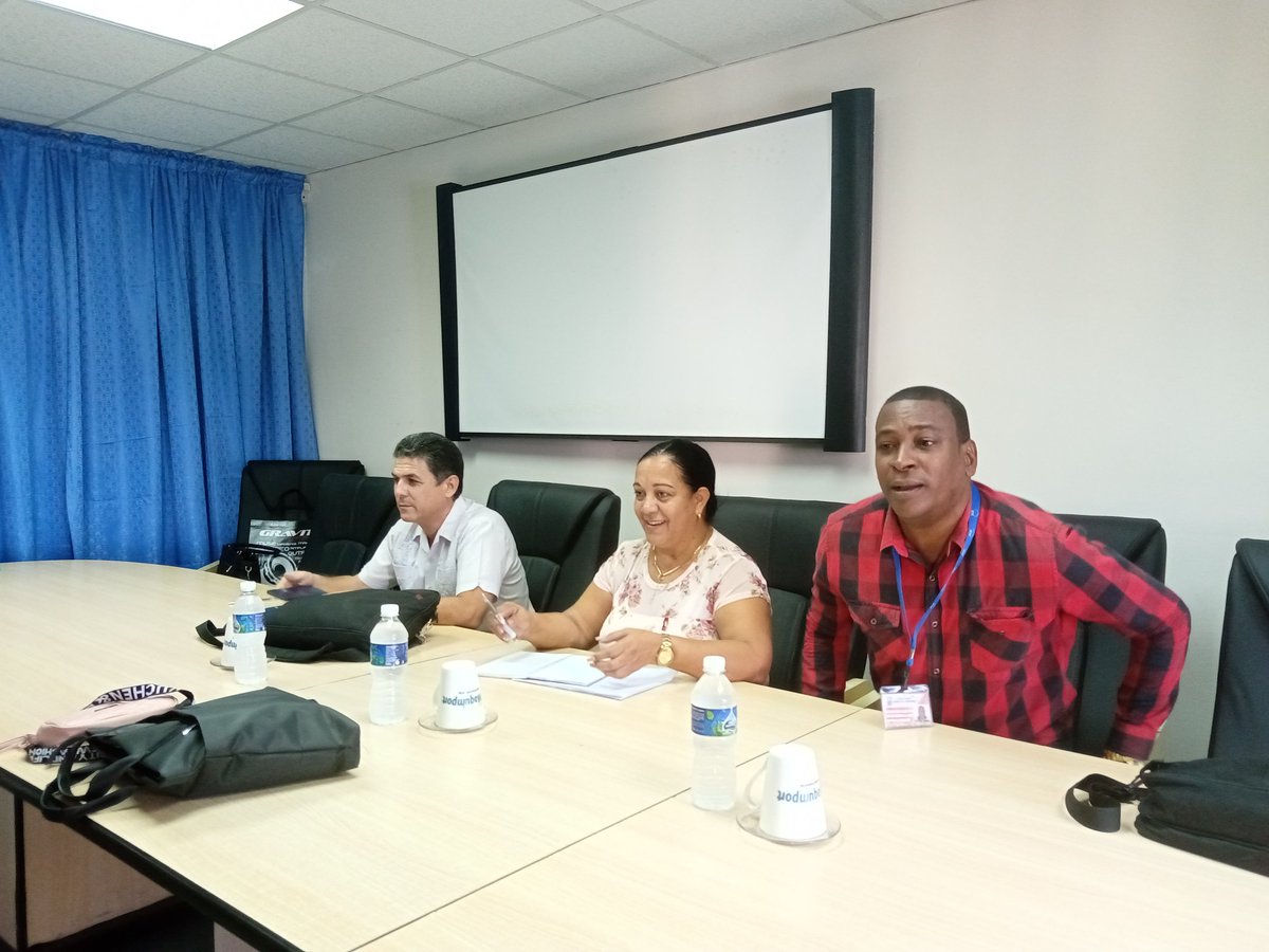 Yaisel Osvaldo Pieter Terry (@pieterterry) on Twitter photo Participamos con <a href="/AlfredoVzquezP/">Alfredo Vázquez Pérez</a> ,en reunión de trabajo anual #SNTAPHabana, chequeamos prioridades
*Funcionamiento Sindical
*Impulso a la economía y calidad en los servicios
#PorCubaJuntosCreamos
<a href="/MMarreroCruz/">Manuel Marrero Cruz</a>
<a href="/UlisesGuilarte/">Ulises Guilarte de Nacimiento</a>
<a href="/AsambleaCuba/">Asamblea Nacional Cuba</a>
<a href="/PartidoPCC/">Partido Comunista de Cuba</a> Participamos con <a href="/AlfredoVzquezP/">Alfredo Vázquez Pérez</a> ,en reunión de trabajo anual #SNTAPHabana, chequeamos prioridades
*Funcionamiento Sindical
*Impulso a la economía y calidad en los servicios
#PorCubaJuntosCreamos
<a href="/MMarreroCruz/">Manuel Marrero Cruz</a>
<a href="/UlisesGuilarte/">Ulises Guilarte de Nacimiento</a>
<a href="/AsambleaCuba/">Asamblea Nacional Cuba</a>
<a href="/PartidoPCC/">Partido Comunista de Cuba</a>