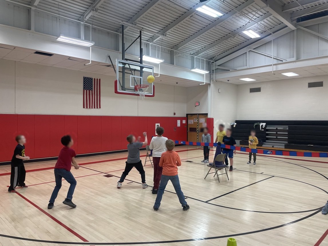 3-5 Grade is finishing our Volleyball Unit this week @GoodridgeElem. Testing out the skills we learned in a game of mini volleyball.