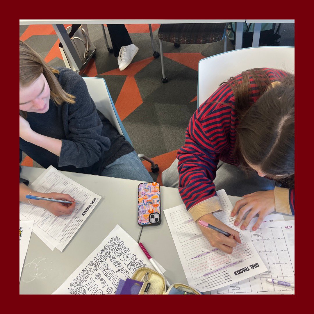 DohertyCenter's tweet image. Goal Setting

Oak Originals vendors filled out a goal tracker form and then shared their goals with each other at this workshop!

Stay tuned for opportunities to go to workshops like these coming soon!