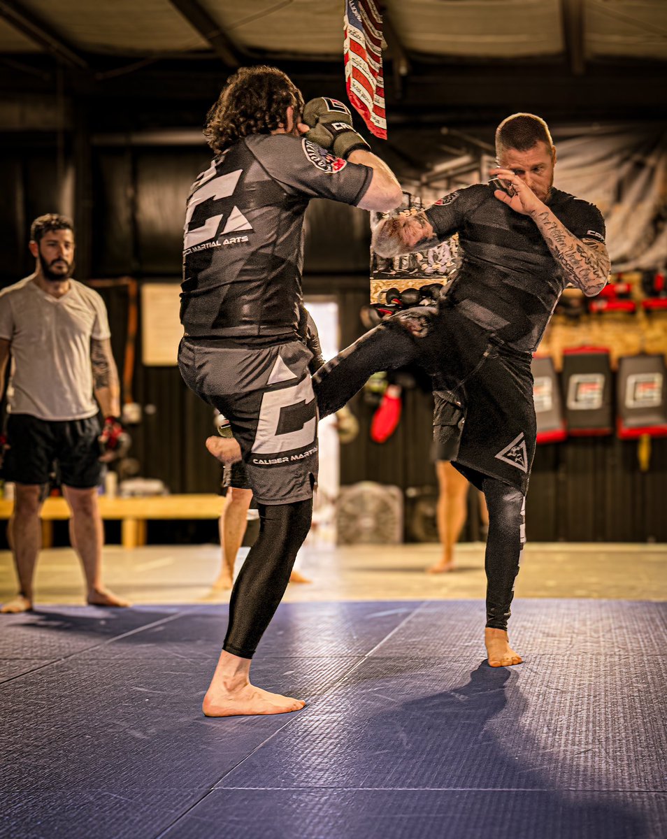 CaliberJiuJitsu's tweet photo. Finding your stride doesn’t always come easy, but at Caliber Jiu-Jitsu, it’s more than just a workout; it’s a journey of self-improvement and discovery.

Here, adults from all walks of life come together to push their limits, learn self-defense, and build resilience. #caliberbjj https://t.co/oy4dAfLGh0