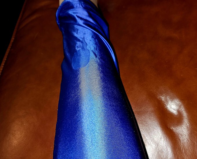 Damn, my friend left a cum stain on my leg. Time for clean up. https://t.co/HOw0jZjQ5k<a href="/tag/fetish"class="tags"><span>#fetish</span></a><a href="/tag/submissive"class="tags"><span>#submissive</span></a>