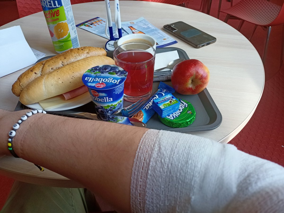 kochy84's tweet photo. Jídlo co má smysl!
Daruj krev, dostaneš najíst!
#fnplzen #transfuze https://t.co/XLVtb9L8ip