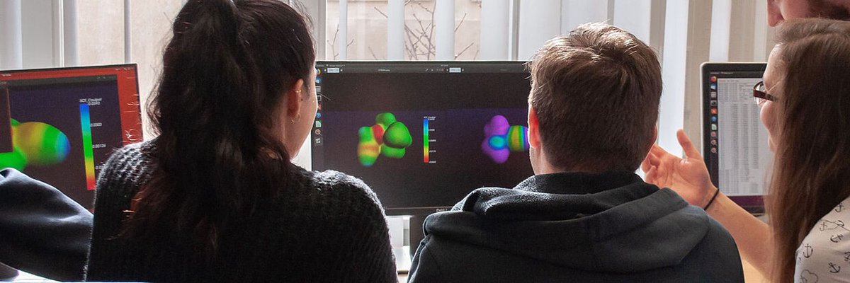 Zum Wintersemester 2024/25 starten wir an der TU Braunschweig einen neuen einglischsprachigen Masterstudiengang 'Artificial Intelligence for Molecular Sciences” (AIMS) an der Schnittstelle von Chemie / Biowiowissenschaften und modernen KI-Methoden. tu-braunschweig.de/studienangebot…