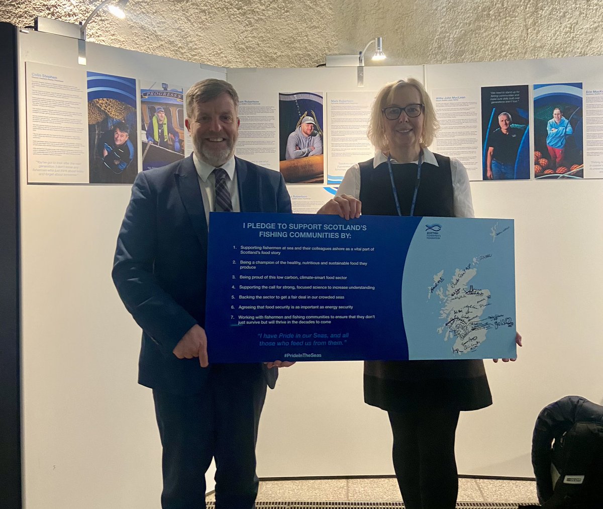 Delighted to show my support the @sff_uk’s #PrideInTheSeas pledge today. 
Our fishing industry is hugely important to Scotland and our coastal communities from Galloway to Shetland.