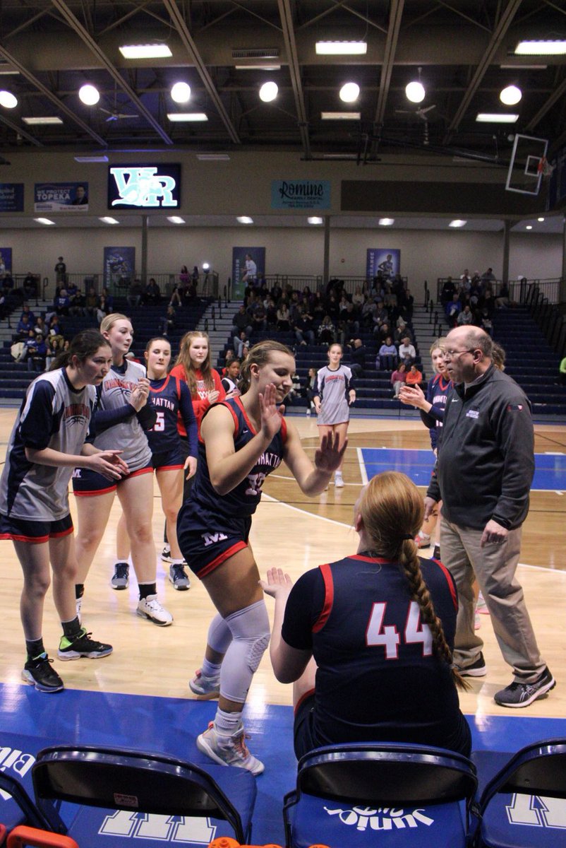 Finished up sophomore year at Manhattan! We went 13-11 with 9 of the losses being within 5. We punched a ticket to state by winning substate and ended up taking 8th place at state in class 6!