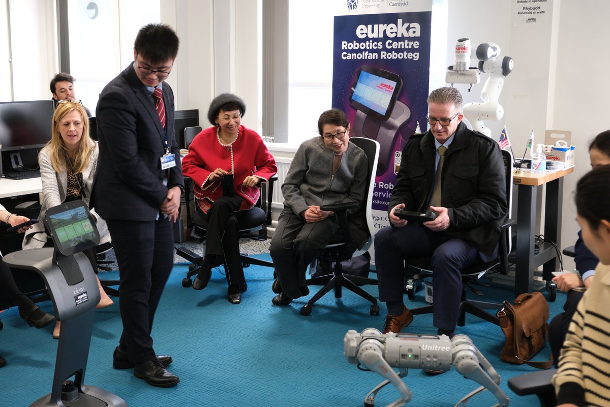 It's our privileged to receive the IR Office of the First Minister &amp; Cabinet Office, Welsh Government, Chief Reps from China regions <a href="/walesintheworld/">Welsh Government International 🏴󠁧󠁢󠁷󠁬󠁳󠁿</a> and <a href="/PKU1898/">Peking University</a> <a href="/CardiffMetTech/">CardiffMetTech</a> to work collaboratively for AI in Health &amp; Educational policies for Wales-China.