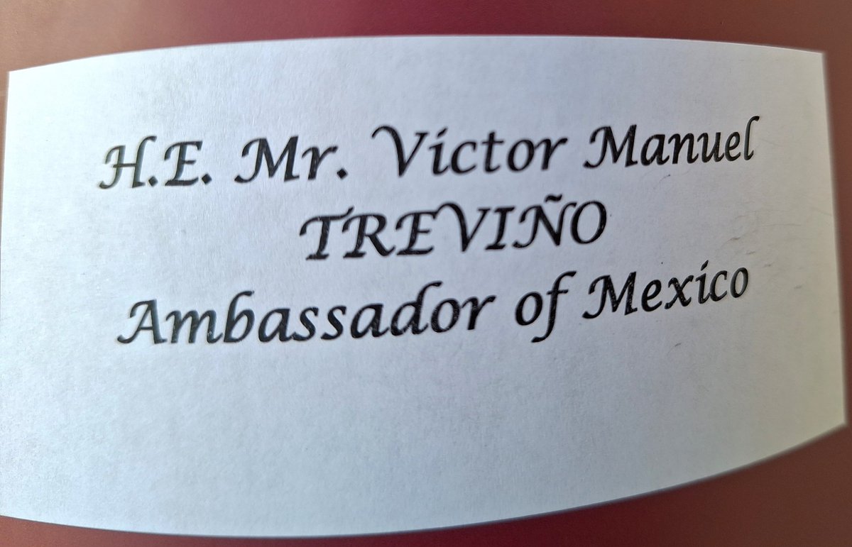 On his last day as Amb. of Mexico to Ethiopia, today I paid a visit to my good friend H.E Victor Manel to wish him a successful endeavor in his new role in Montreal Canada, Addis will miss you for sure. Thank you for your kindness and the football gifts! @VMTrevino @EmbaMexEti