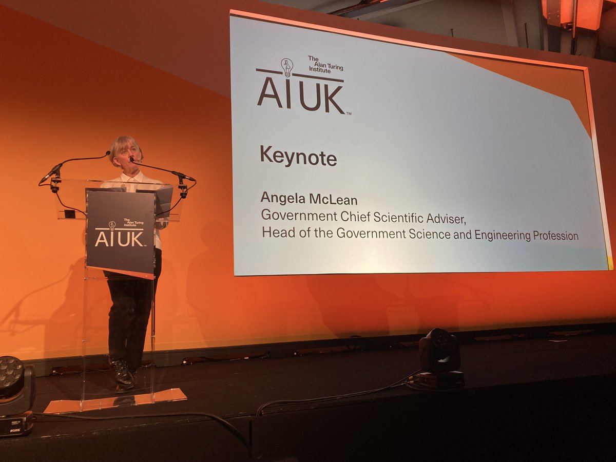 Great to speak at #AIUK 2024 hosted by @turinginst. Managing AI needs both a scientific and systems approach to give the UK the best chance to seize opportunities, mitigate risks and use it to help tackle the challenges we face including on health, climate and public services.