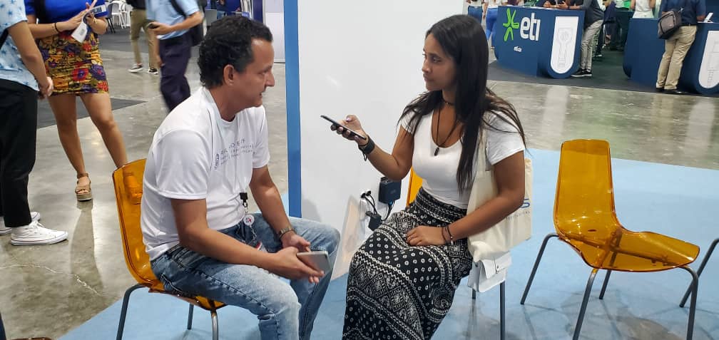 DatysCuba's tweet image. Nuestro Director de la AC DATYS fue entrevistado por Radio Reloj Reportando para socializar los beneficios y características principales de Arcano Ecif

#Informatica2024 #porunadigitalizacionsegura #PorUnaSociedadDigital #datyseninformatica2024