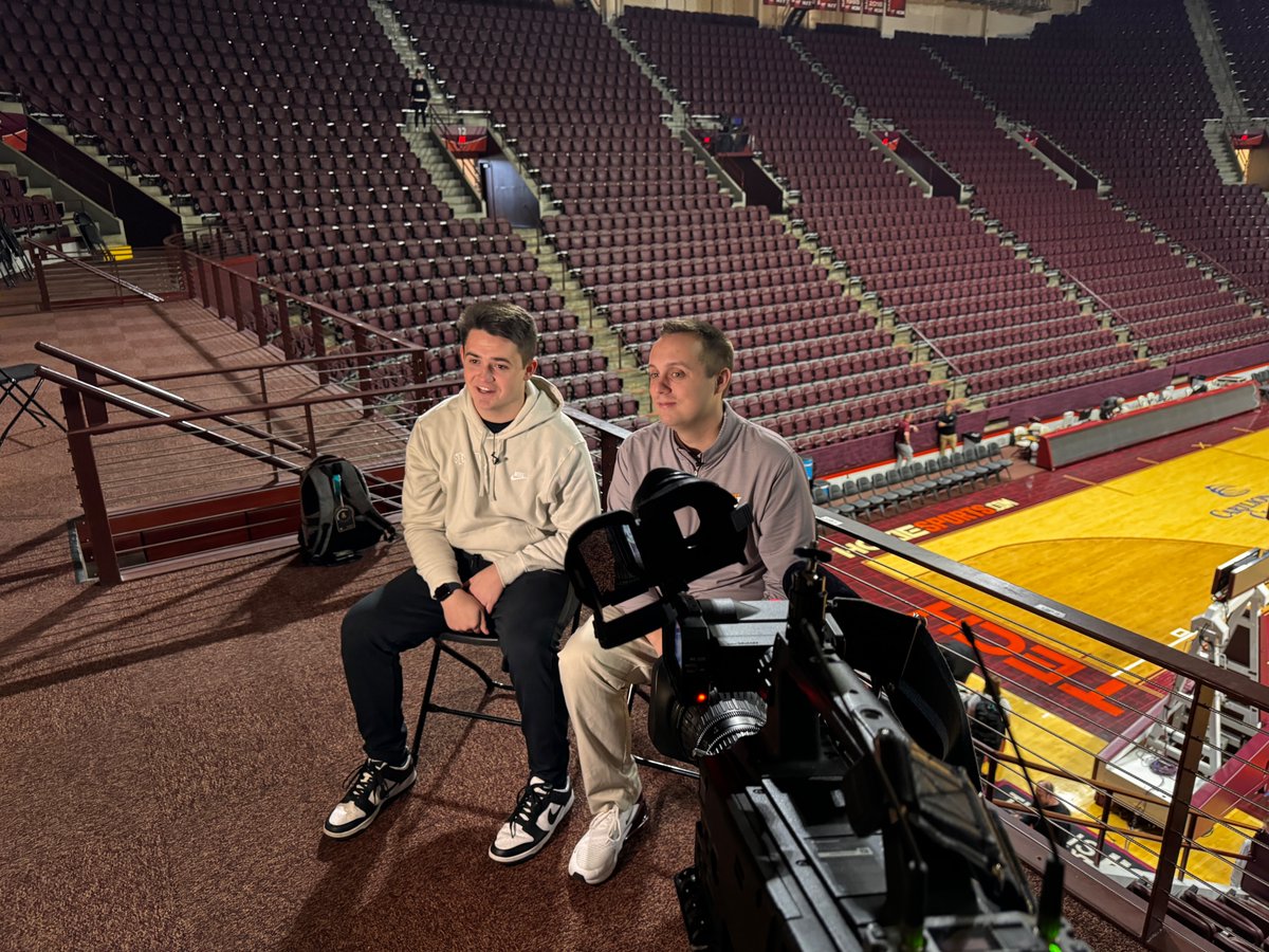 Two of our @commvt SMA alums are calling NCAA games as Voices of their respective teams.🏀 @LymanJake of Vandy & @EvanKHughes of VT return to Cassell Coliseum. 1st time we've had 2 of our @3304Sports alums head-to-head in the NCAAs! Thanks to @wsls ⬇️ wsls.com/news/local/202…