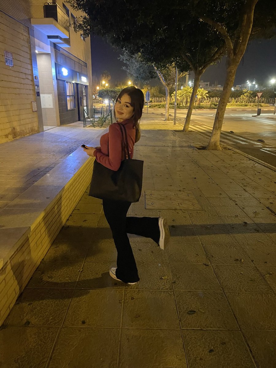 //bylxrenXN tweet media