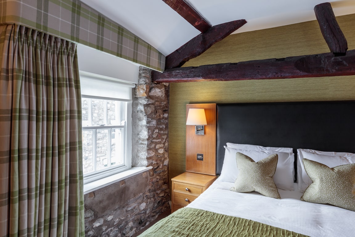 What could be better than a spring staycation in the stunning Kirkby Lonsdale? With cosy rooms, mouth-watering food and a beautiful location, it's sure to be a mini break you'll never forget! 🌷😍 Book your stay with us here > bit.ly/3Tj7yP1