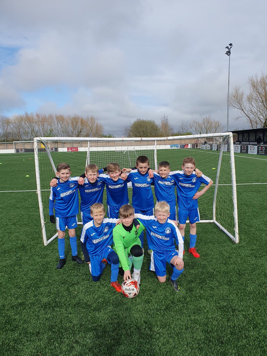Year 6 Bryn Coch (@year6bc) on Twitter photo Bl. 5/6 têm pel droed for the Tom Roberts and Ron Bishop Flintshire football tournament. They gave it everything but couldn't quite get out of a tough group. Llongyfarchiadau i <a href="/AbermordduCP/">Abermorddu CP School</a> on winning and to <a href="/cornistpark/">Cornist Park</a> being a very close runner up. Da iawn bechgyn. Well done! Bl. 5/6 têm pel droed for the Tom Roberts and Ron Bishop Flintshire football tournament. They gave it everything but couldn't quite get out of a tough group. Llongyfarchiadau i <a href="/AbermordduCP/">Abermorddu CP School</a> on winning and to <a href="/cornistpark/">Cornist Park</a> being a very close runner up. Da iawn bechgyn. Well done!