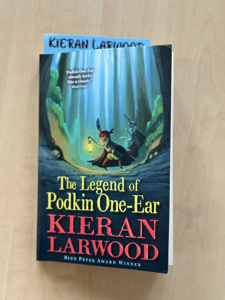 Miss Hook tweet media