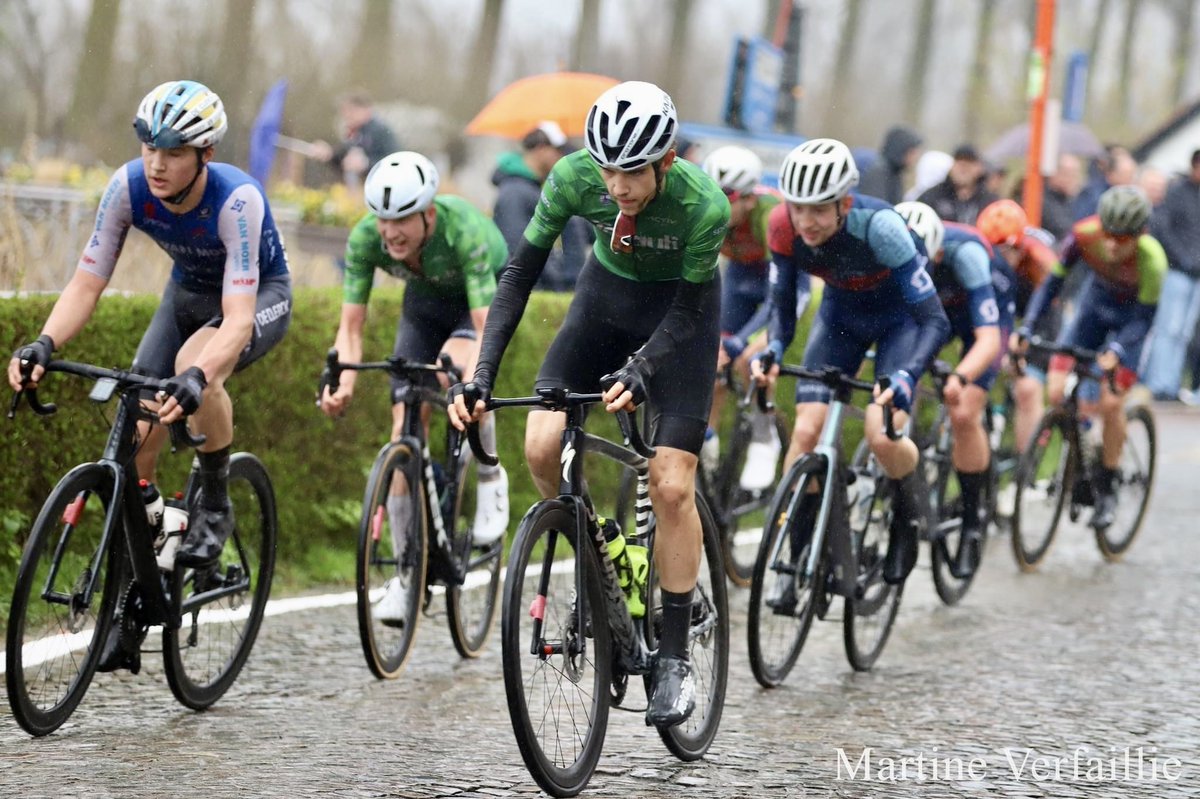 Keep smiling. The junior men’s last race in their early season Belgian triptych came at the Guido Reybrouck Classic last weekend. Nowadays expanded to a two-day affair with the introduction of a TT stage, the standard of competition just goes up and up at this race.