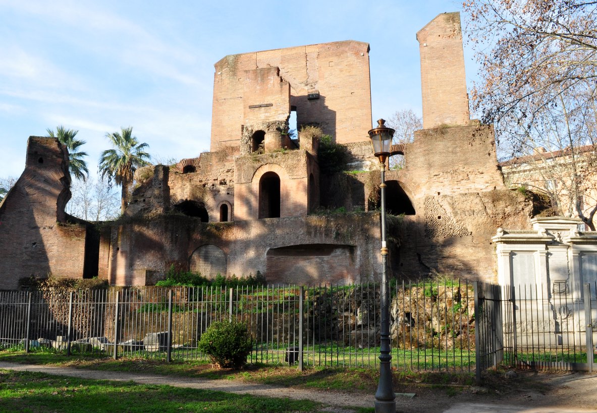 Ancora posti disponibili per alcuni appuntamenti pensati per la Giornata Mondiale dell'Acqua del prossimo 22 marzo, con visite guidate ai Trofei di Mario, alle pendici del Celio e alla scoperta delle lapidi idrometriche di Roma. Info su bit.ly/3wNelJ9