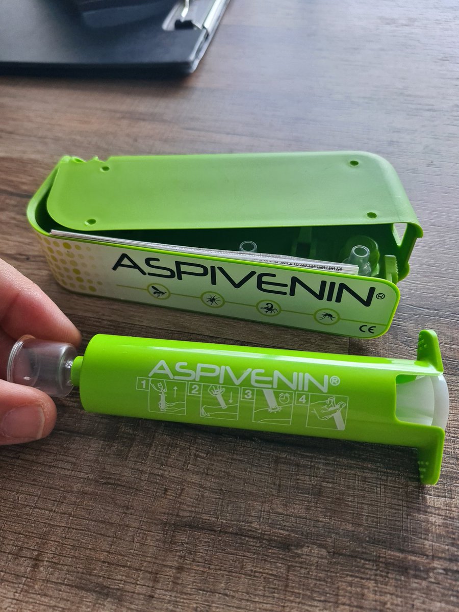 DokPepper's tweet image. Souvenirs, souvenirs.

Les vrais savent.