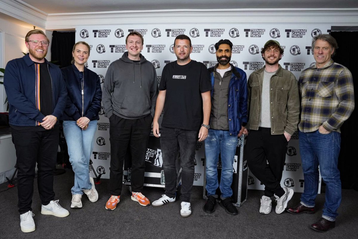 What an amazing Night of Comedy at the @RoyalAlbertHall with @kevinbridges86, @robbeckettcomic, @paulchowdhry, @joelycett, @jomcnally, @seannwalsh and special guest, @JohnBishop100! #TeenageCancerGigs