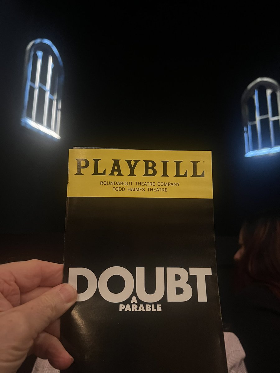 Do NOT DOUBT me and run to see @roundabout #DoubtBroadway. A 90 min, Ali/Frazier heavyweight fight between #amyryan and @LievSchreiber , expertly directed by Scott Ellis. @TheTonyAwards  and Pulitzer winner written by John Patrick Shanley is 20 years old but has  not lost its…