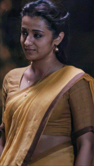 GJHHtA6aIAABfeq?format=jpg&name=small