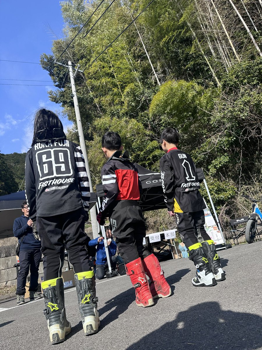 JabbaBambi's tweet photo. キッズライダーに人気⁉️
アルパインスターズTEC7
@alpinestars_JP
#アルパインスターズ
#TEC7
#ダートバイクプラス https://t.co/3KB6sm3nao