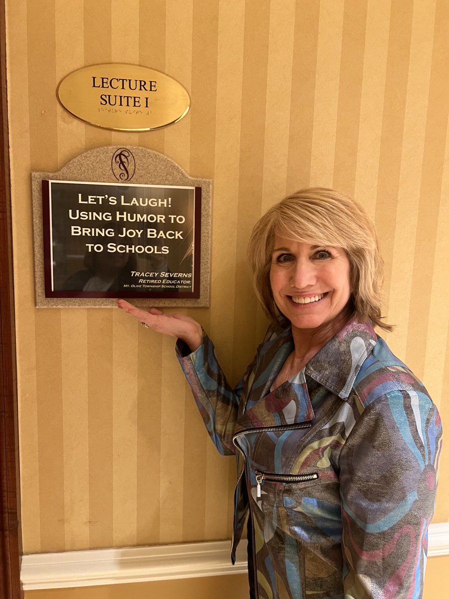 Thank you to all who made this their last session at the Women’s Leadership Conference! Now go out there and smile!