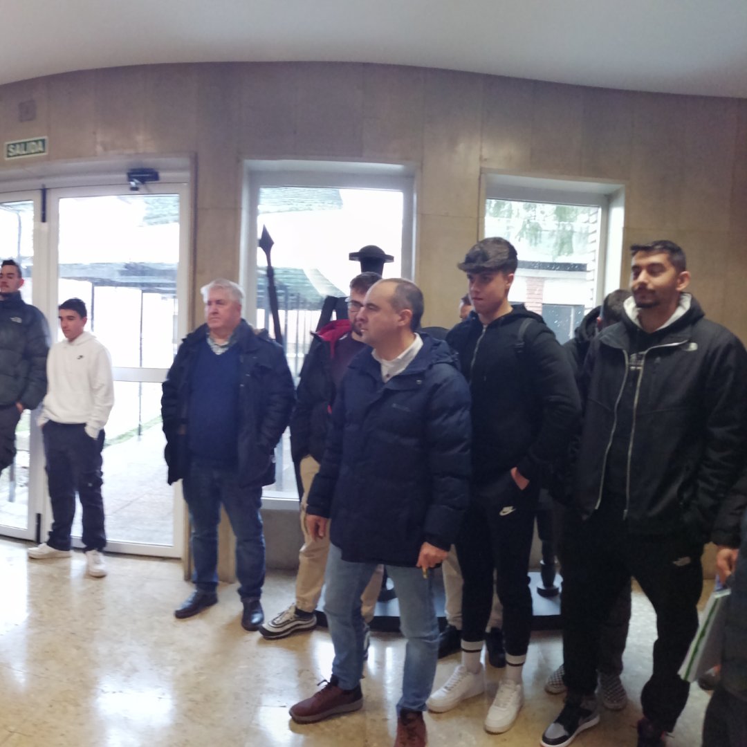 En el Día Internacional de la Mujer, nuestras alumnas se alzaron con valentía y leyeron un Manifiesto del 8M para toda la comunidad educativa 💪

Revive con nosotros ese momento lleno de fuerza y determinación. Porque cada palabra cuenta, cada acción suma💬
#FPAspasia #larobla