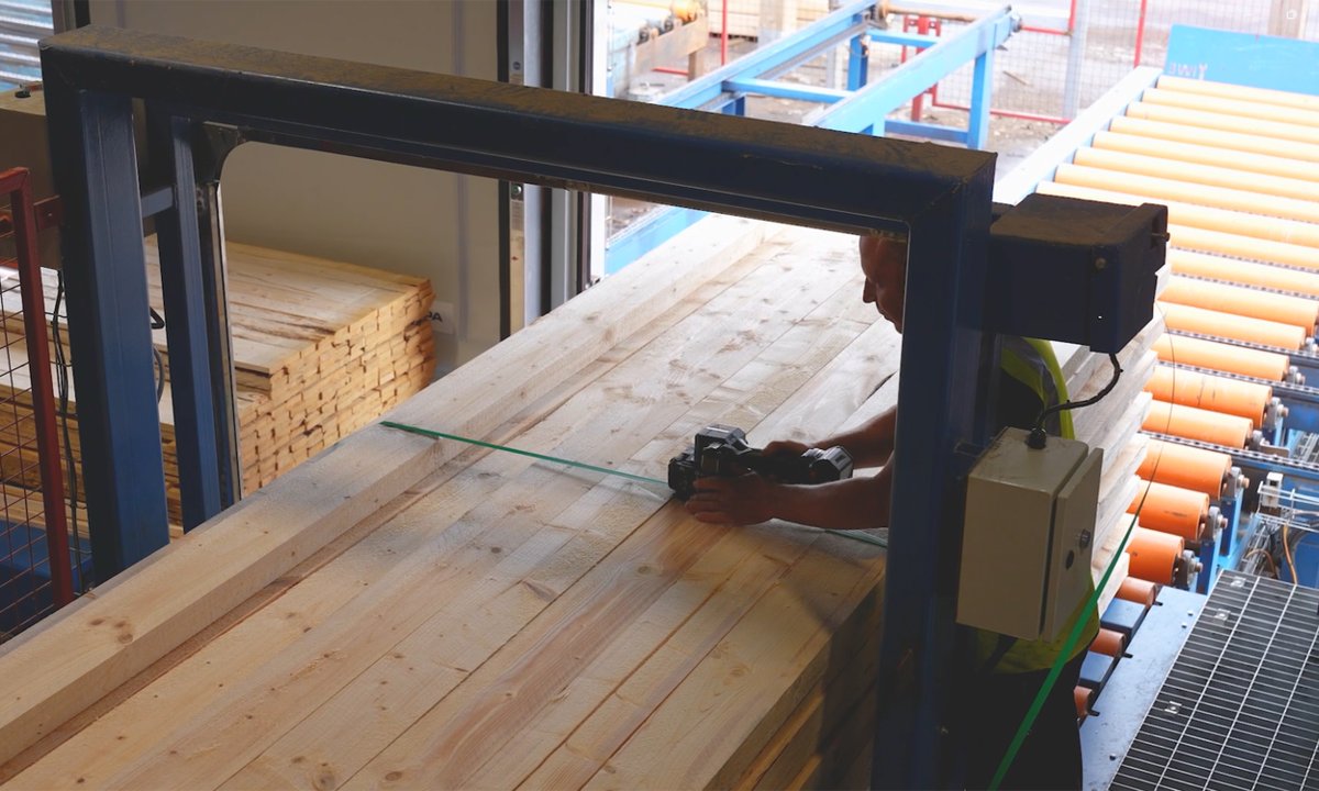 KwikpacLtd's tweet image. Kwikpac&apos;s technical #strapping team provides customised #strappingsolutions for businesses.

With our expertise, you can optimise your processes to ensure efficient &amp;amp; effective load containment.

Discover how your business can benefit: kwikpac.co.uk/strapping-solu…

#Packaging