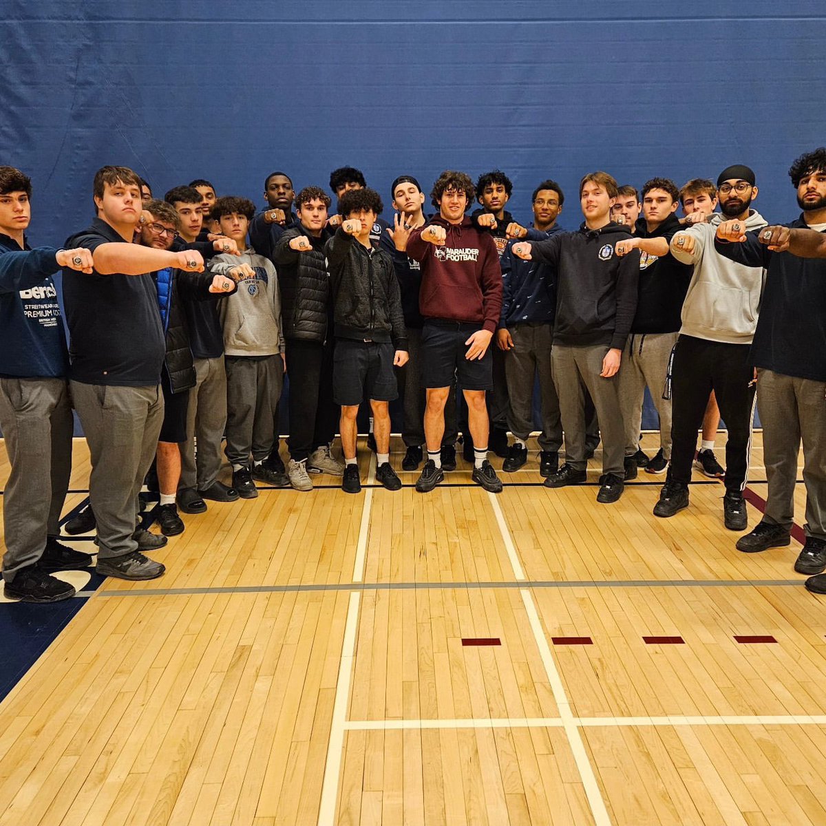 “Ring szn for our Senior Lions! Lots of bling to honour their 2023 achievements! Thank you @baronchampionshiprings for amazing work! 🦁🏈💪💪💍💫”

#yourjourney #yourmoment #youlegacy #baron2024 #baron