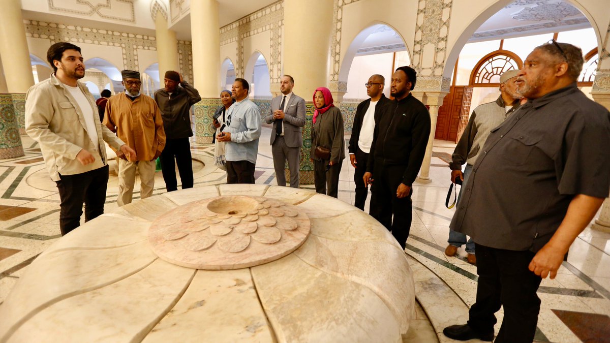 Day 1 in Morocco: American Imams and Israeli rabbis visit the grand Mosque in Casablanca and receive a warm welcome in a Quranic school 🇲🇦🕌 #interfaith #morocco #abrahamaccords #sharaka