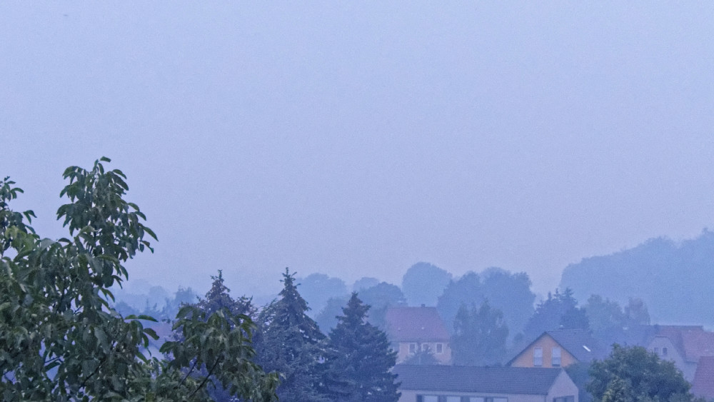 TROPOS_eu's tweet photo. New #Leibniz #ScienceCampus #BioSmoke in #Leipzig researches #wild fires &amp; #climate. #Smoke in the focus of a new joint project: https://t.co/ryMmQ0Zm8p / @LeibnizWGL @UniLeipzig @TROPOS_de @DBFZ_de @UFZ_de / #wildfires #LSC #BreathingNature #atmosphere-#biosphere #ClimateChange https://t.co/6oRRb5EBxU