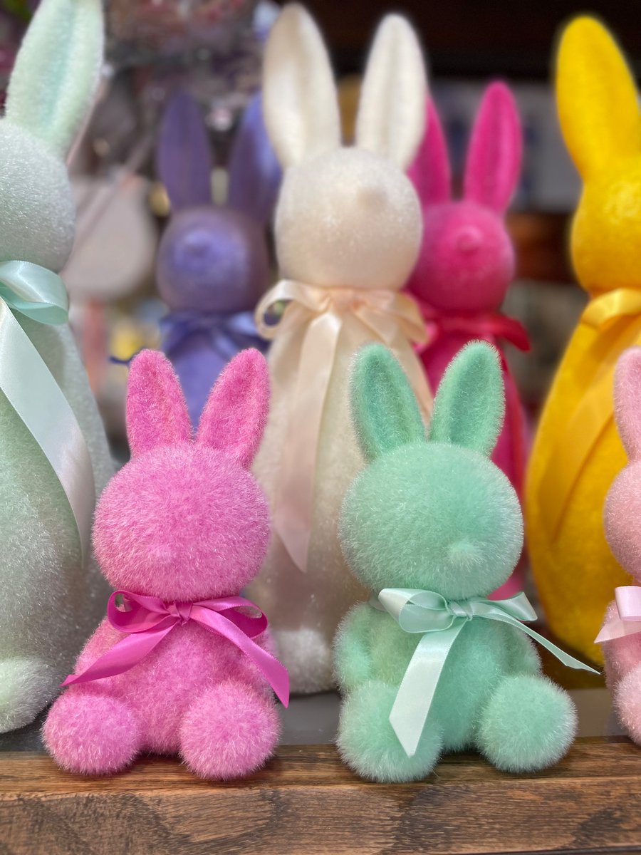nandyscandy's tweet photo. 🐰🌟 Easter goodies! From pre-made baskets, plush toys, and chocolates - to limited-edition Easter apples, eggs, and more. 🥚✨ Hurry and get yours before they vanish! 🐣🍬 #EasterTreats #HandcraftedGoodness #LimitedEditionEggs https://t.co/hbdZYOsxWp