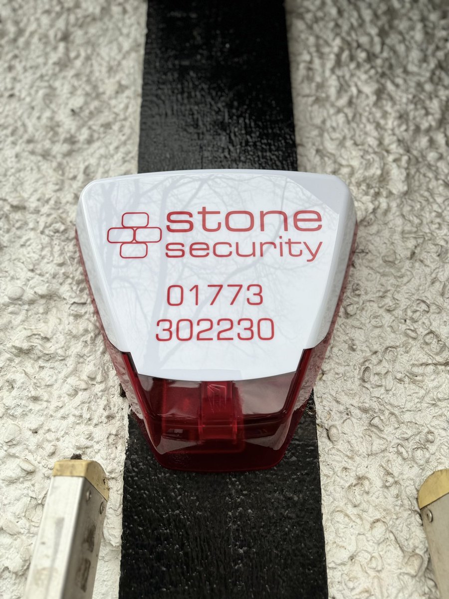 stone_security's tweet image. A little bit of Spring cleaning this morning in Swanwick 🪄 

Don’t DIY when it comes to protecting what matters most - get the professionals in 👌🏼

#Derbyshire #Burglar #Alarm #CCTV