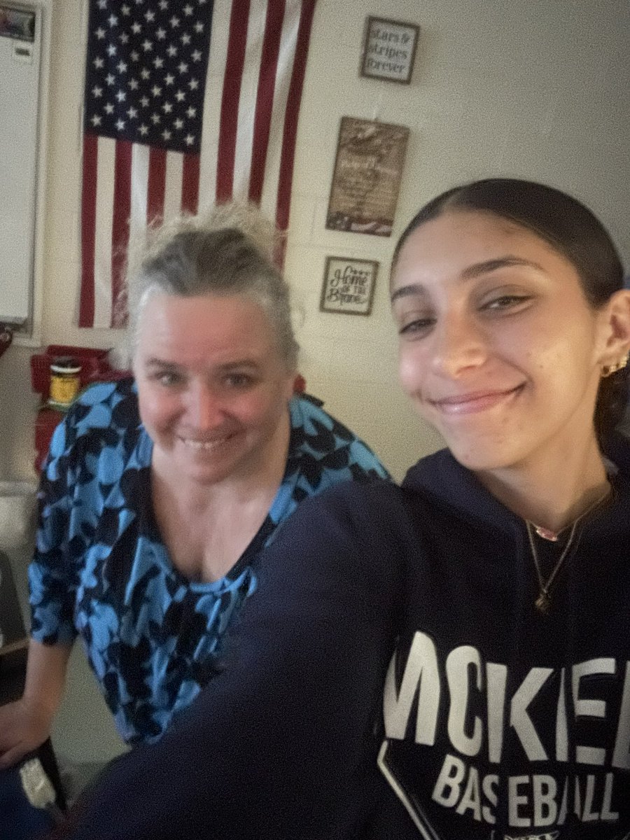 Varsity Yearbook Tampa tweet media