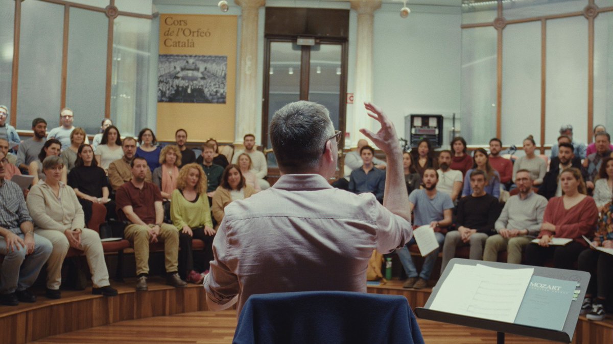 📣Atenció, joves directors i directores! La Fundació Orfeó Català-Palau de la Música Catalana posa en marxa la Beca Lluís Millet!🎶 Un nou programa formatiu per a joves directors i directores d'entre 20 i 35 anys!🙌🏼 @palaumusicacat