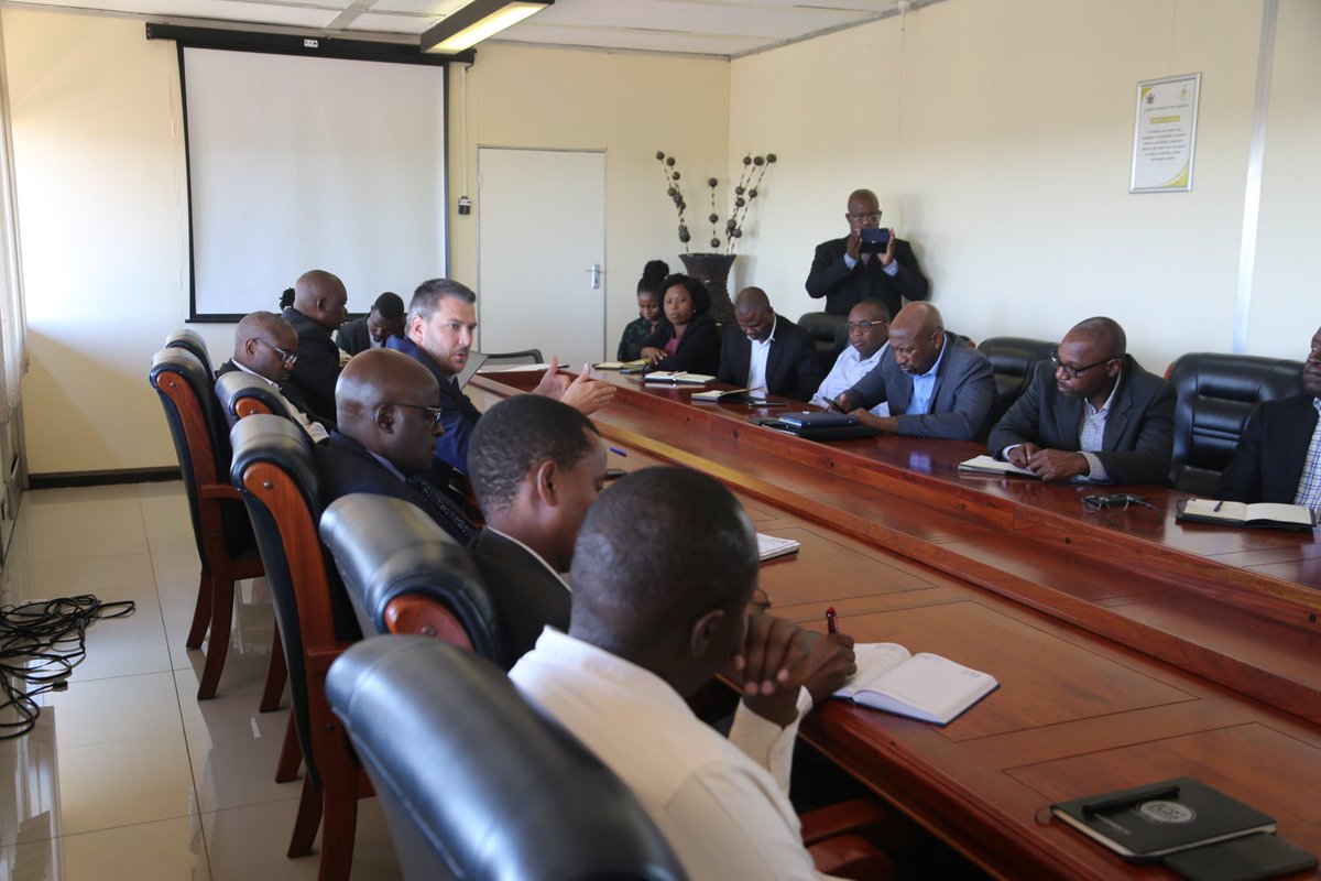 This afternoon, the Minister of @Min_of_IC , Hon. Nqobizitha M. Ndlovu and senior management from the Ministry received a courtesy call from the @czionline . The discussions were focused on reviewing business and policy imperatives to achieve industrial and economic growth.