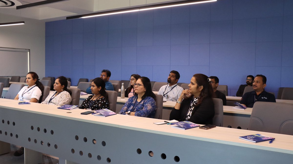 Universal Ai University tweet media