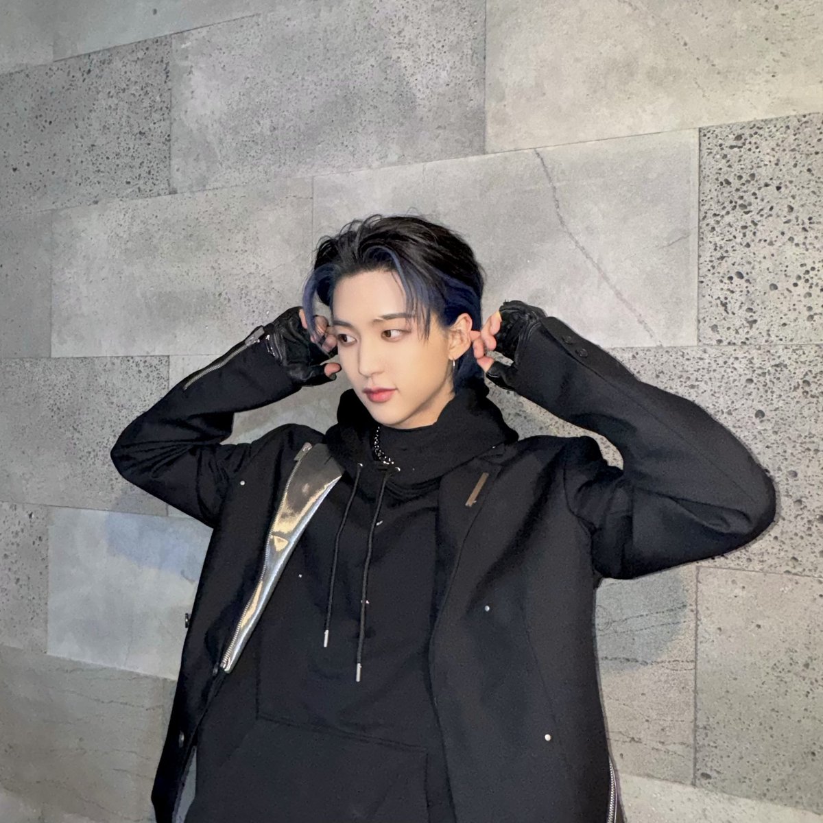 TNX_Official's tweet photo. [📸]
FUEGO MV BEHIND ❤️‍🔥
PHOTO BY THE NEW SIX

#THENEWSIX #TNX #더뉴식스
#천준혁 #JUNHYEOK
#은휘 #HWI 
#오성준 #SUNGJUN 
#FUEGO #푸에고
#PNATION #피네이션 https://t.co/kVenuv5Zzh