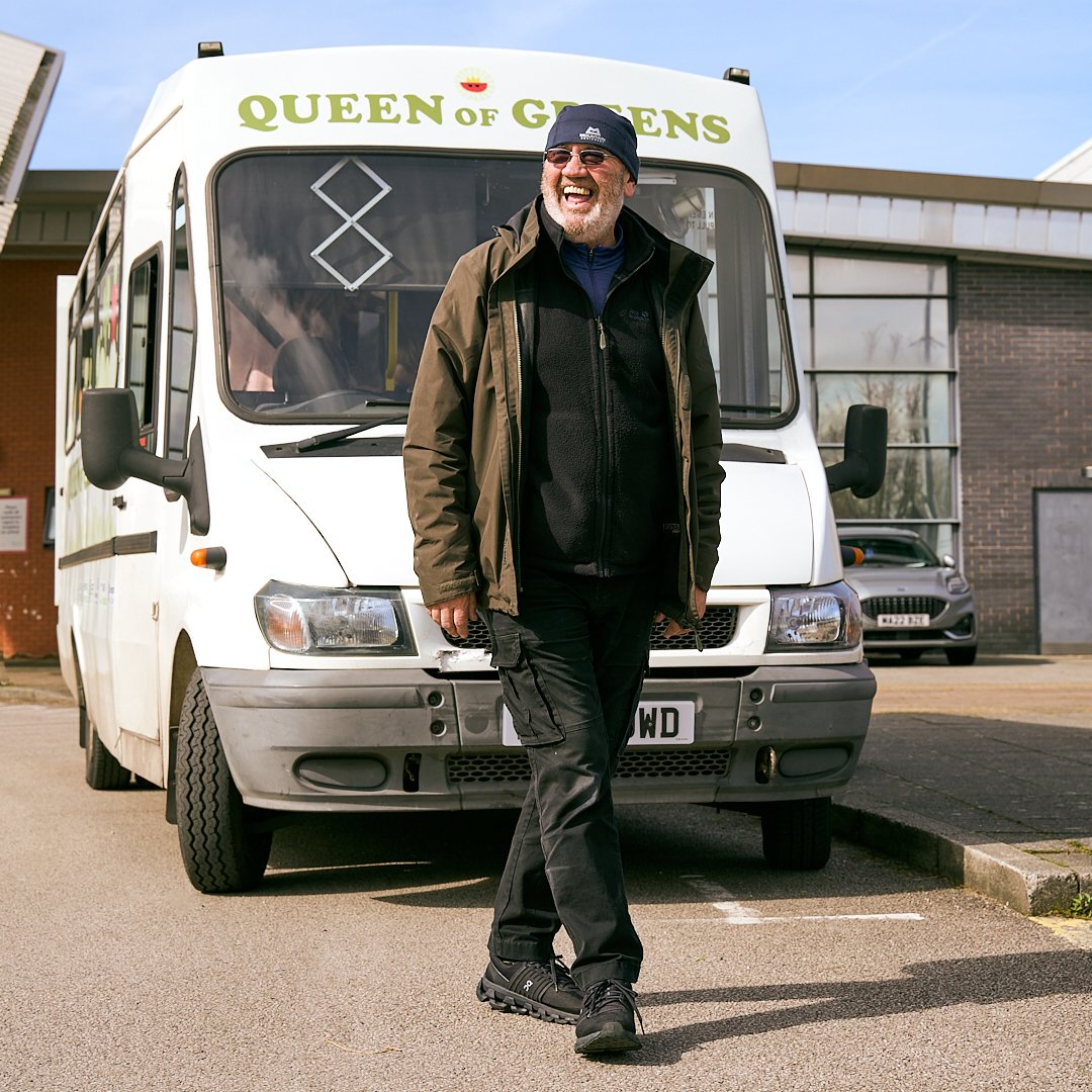 🎉Exciting news!🎉 The @QueenGreensBus is expanding from 23 to 40 stops from 25th March (excluding bank holidays)🍎🥦 Visit the map on our website to find out where it stops near you 👉feedingliverpool.org/community-food… Press release 👉feedingliverpool.org/the-queen-of-g…