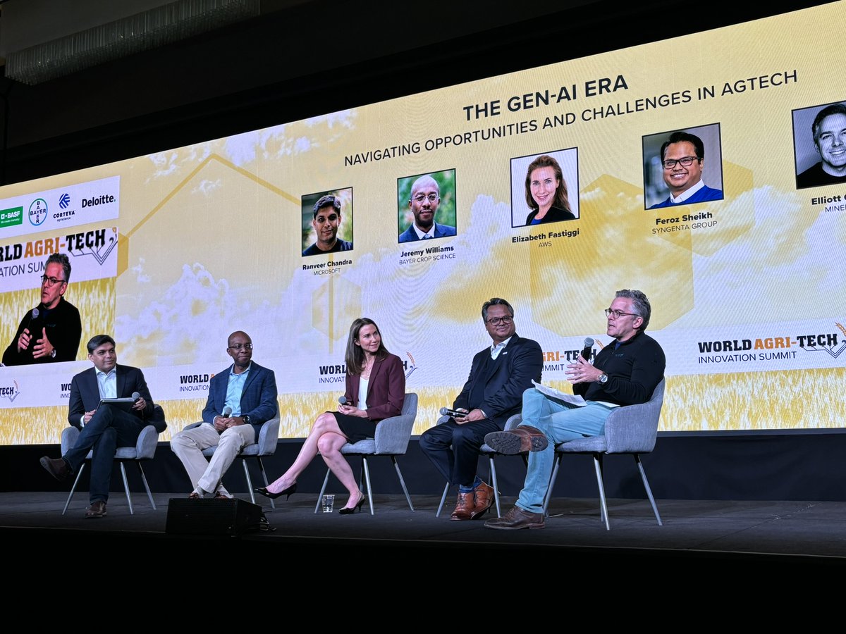 Our CIDO, Feroz Sheikh, appeared at the World AgriTech Innovation Summit yesterday, where he spoke about AI's unique potential to drive innovation in agriculture and equip farmers with breakthrough solutions. Take a look at pictures from the event below. 👇 #AI #Innovation