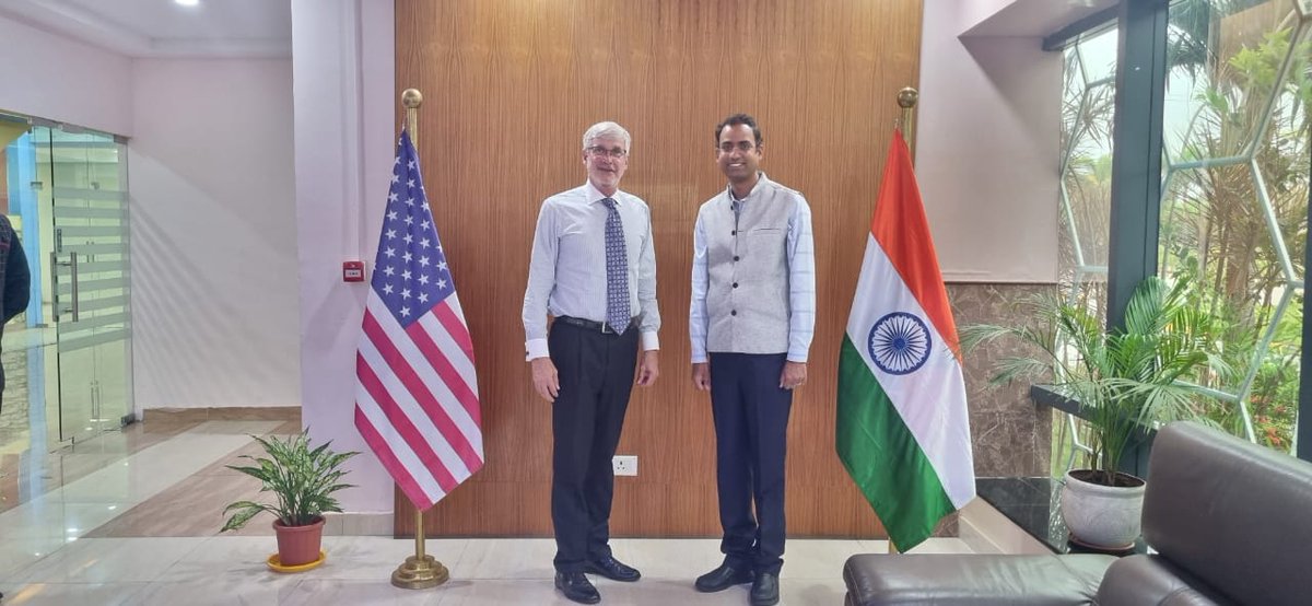 wtcamtz's tweet image. Today, we hosted Mr. Frank P. Talluto and colleagues from the #US #Consulate General Hyderabad. They were intrigued by our ecosystem and impressed by the initiatives of the #Global #Institute of #Medical #Technology

#GlobalMedicalTechnology #USConsulateVisit #AMTZInitiatives