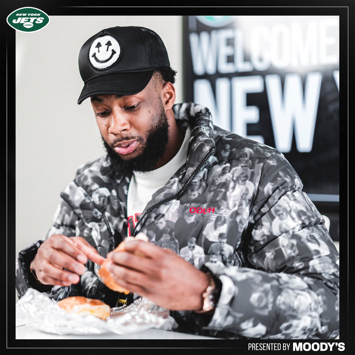 nyjets's tweet photo. Sources: Taylor Ham, Egg and Cheese sales increased by 521% this morning*

*we made this number up https://t.co/g4z45PqLoy