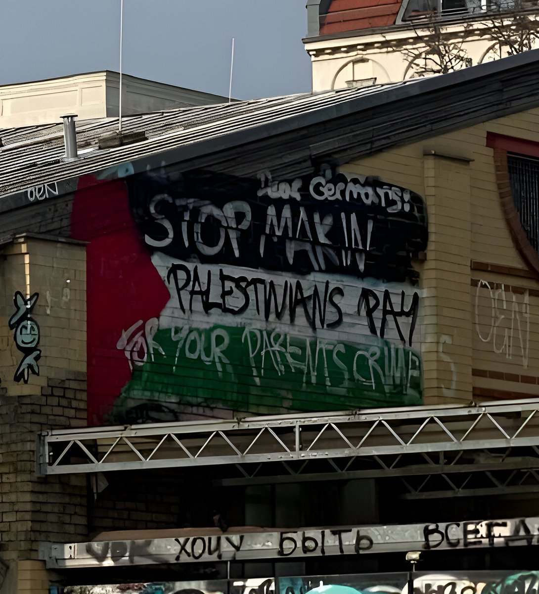 “Dear Germans, stop making Palestinians pay for your parents crimes.”

Spotted in Berlin, Germany