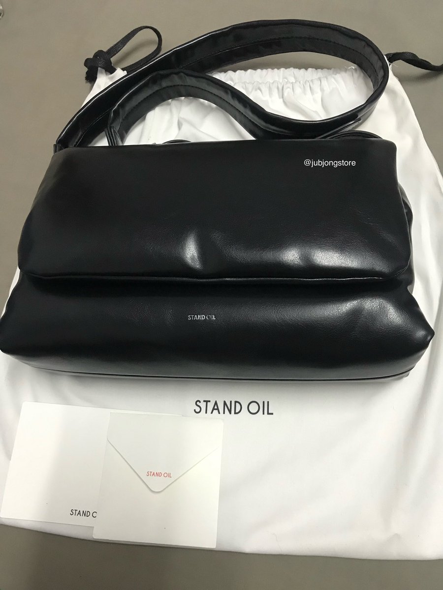 jubjongstore's tweet photo. ส่งต่อกระเป๋า stand oil fluffy regular
ขนาดกลาง กำล��งพอดีไม่เล็กไม่ใหญ่ไป

📍ราคา 1290 รวมส่ง 
ขายถูกเพราะน้องมีตำหนิ ขอคนรับได้นะคะ

#ส่งต่อกระเป๋า #โล๊ะตู้เสื้อผ้ามือสอง #ส่งต่อเสื้อผ้า #ส่งต่อstandoil #standoilthailand #ส่งต่อกระเป๋ามือสอง #ส่งต่อเสื้อผ้ามือ2 https://t.co/W1d3LnKSo2