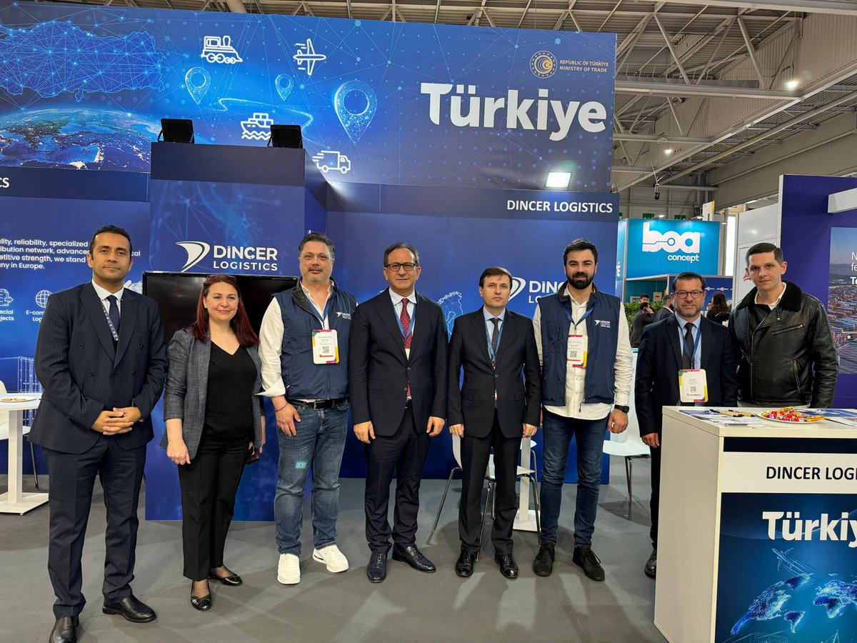 MovusLogistics's tweet photo. On the 2nd day of the SITL Fair, Mr. Murat Gören, Chief Commercial Counselor of the Embassy of Paris, visited our booth. https://t.co/W3mH08Mcer
